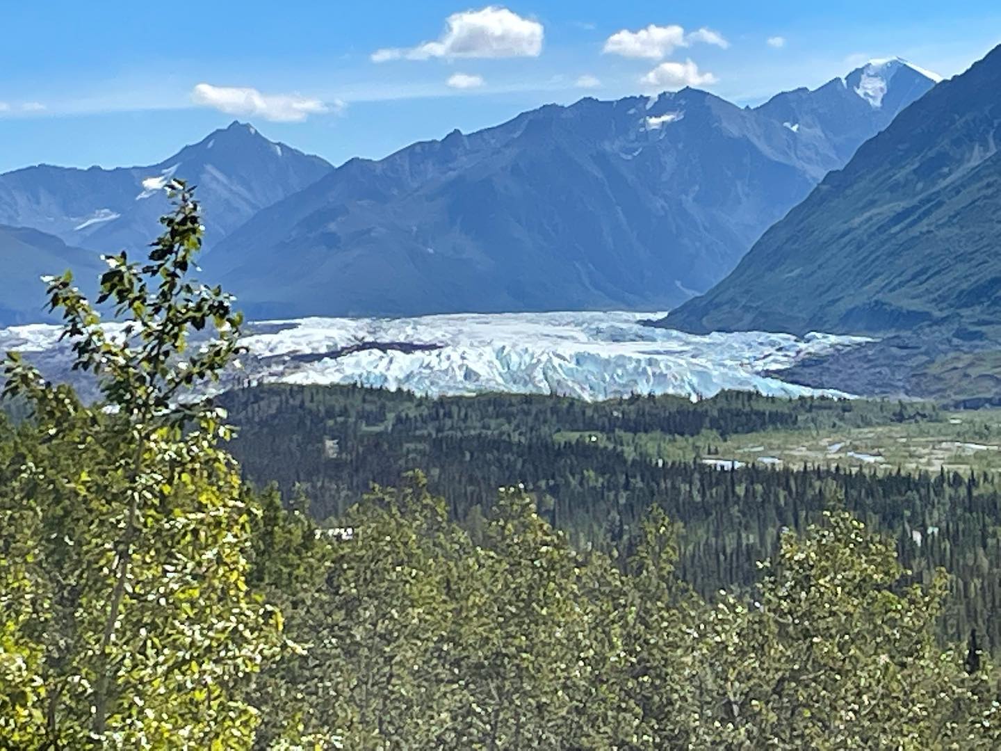Matanuska glacier at viewpoint. Isn’t it beautiful? #alaska #alaskaglaciers #glacier #nature #tours #vacation #brandusa #followme #amazing #beautiful #touroperator #1dmcworld #matanuska #picoftheday #instapic