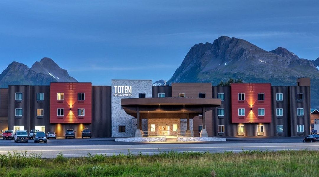 Totem Hotel and Suites